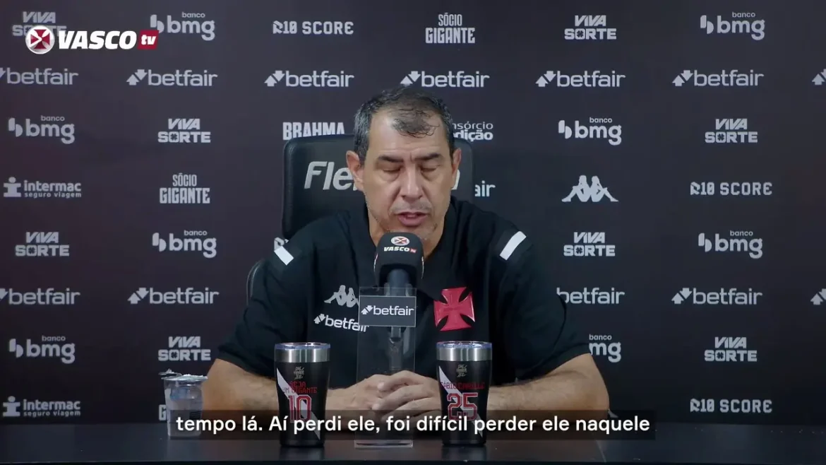 Carille comenta ‘briga’ no meio-campo e elogia equilíbrio do Vasco