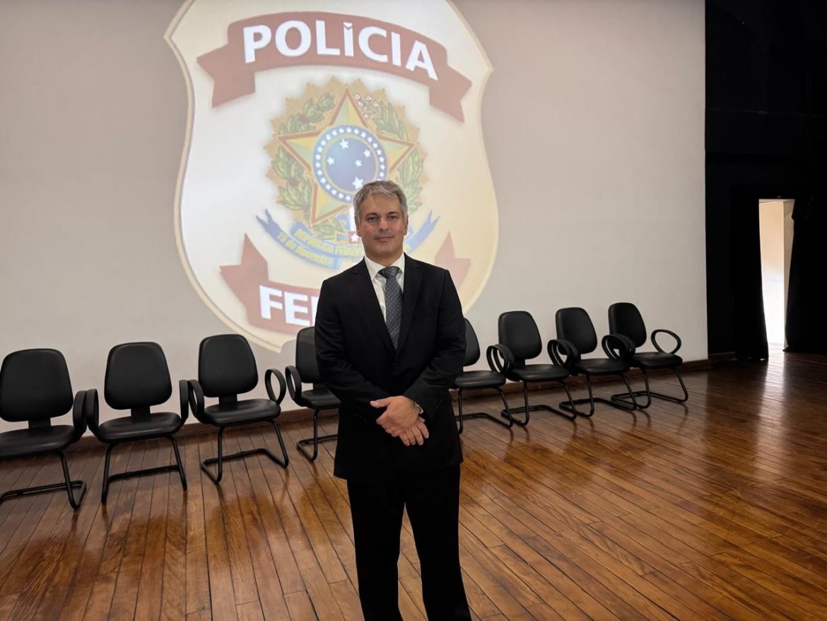 'Nosso trabalho será sempre pautado pela excelência e pelo respeito aos direitos humanos', diz chefe da PF do Rio