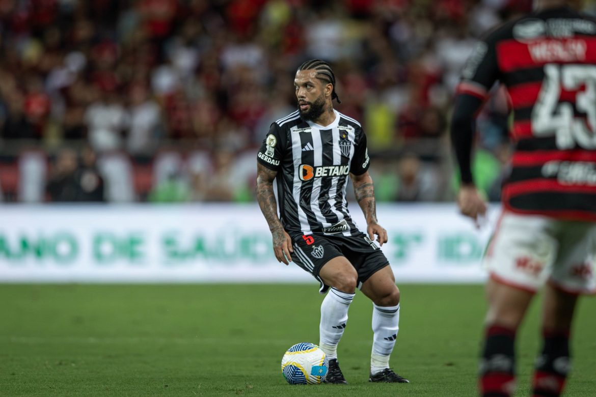 Fluminense se aproxima da contratação do volante Otávio, do Atlético-MG