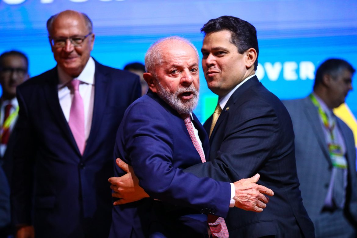 Lula diz que não se pode proibir pequisa na Margem Equatorial: 'Ninguém nesse país tem mais responsabilidade climática que eu'