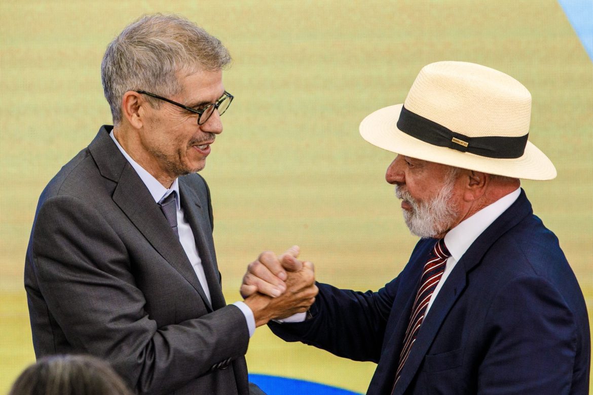 O prazo de Sidônio para a comunicação do governo ficar 'ideal'