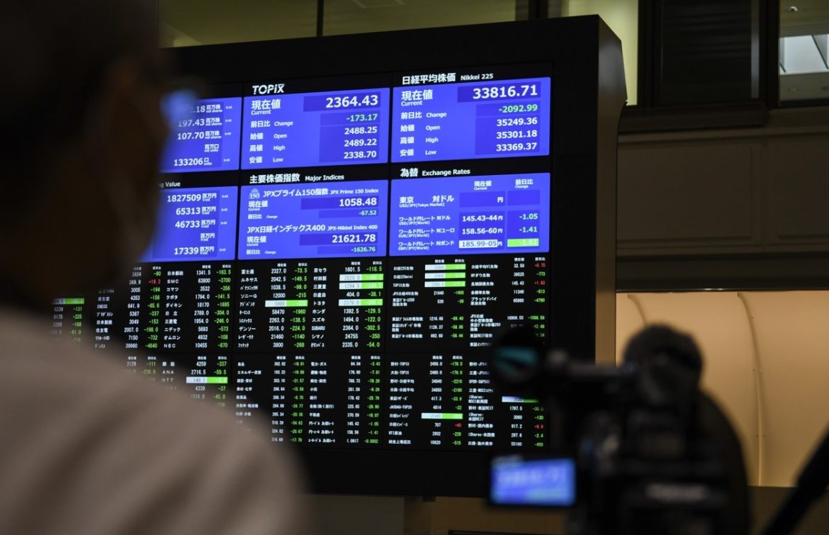 Bolsas asiáticas sobem após acordos para adiar tarifas dos EUA a México e Canadá