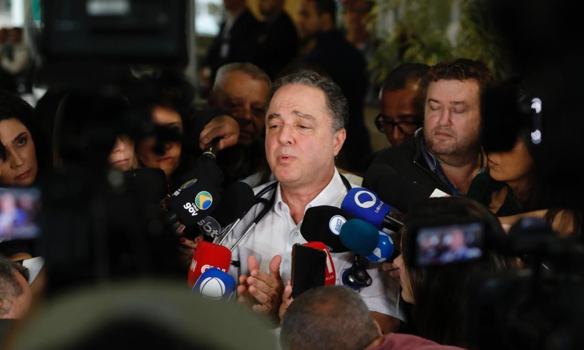 'Lula tem todas as condições de disputar uma eleição', diz Kalil sobre 2026