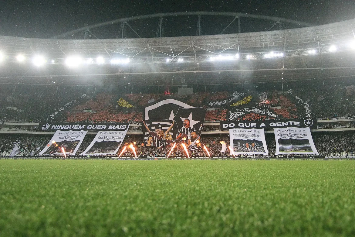 Botafogo anuncia amistoso contra o Coritiba no Nilton Santos antes do Brasileirão