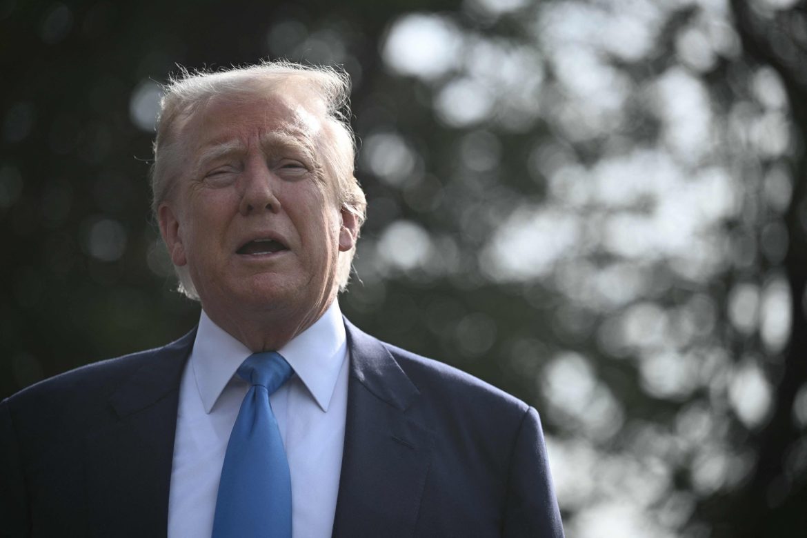 Trump pressiona Ucrânia a fazer concessões para acabar com guerra e diz que 'Crimeia ficará com a Rússia'