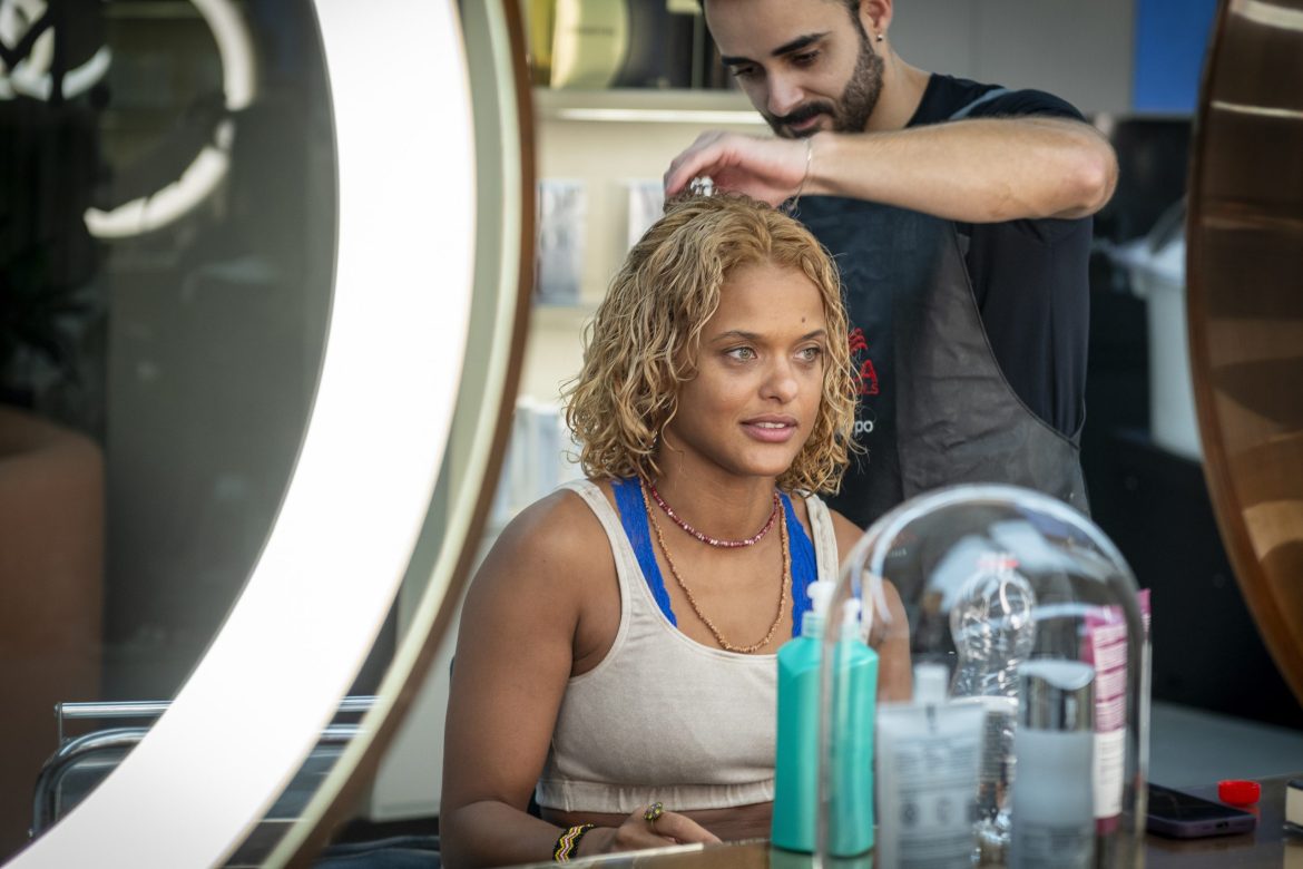 Exclusivo: Thainá Duarte será Geni em filme 'Geni e o zepelim', inspirado em canção de Chico Buarque