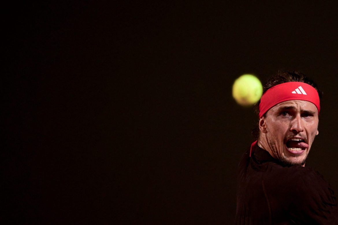 'Fiquei muito chateado': Zverev revela estar 'mentalmente' afetado pela derrota no Aberto da Austrália
