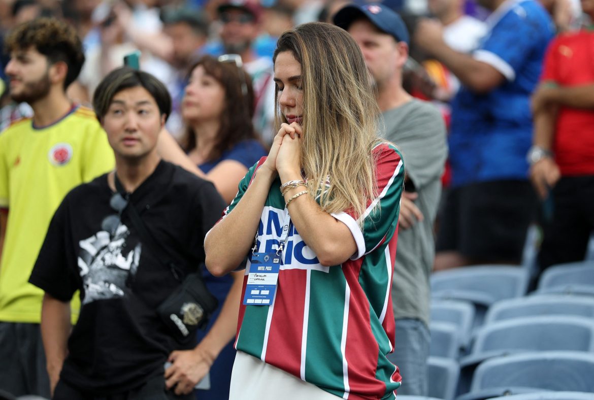 'Quase morri. Não tenho mais unha', conta Carol Portaluppi, filha de Renato Gaúcho, após vitória do Fluminense