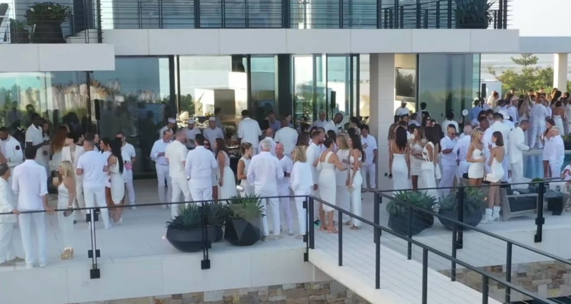 Sexo, drogas e descontrole: saiba como eram as famosas 'festas do branco' do rapper Sean Diddy