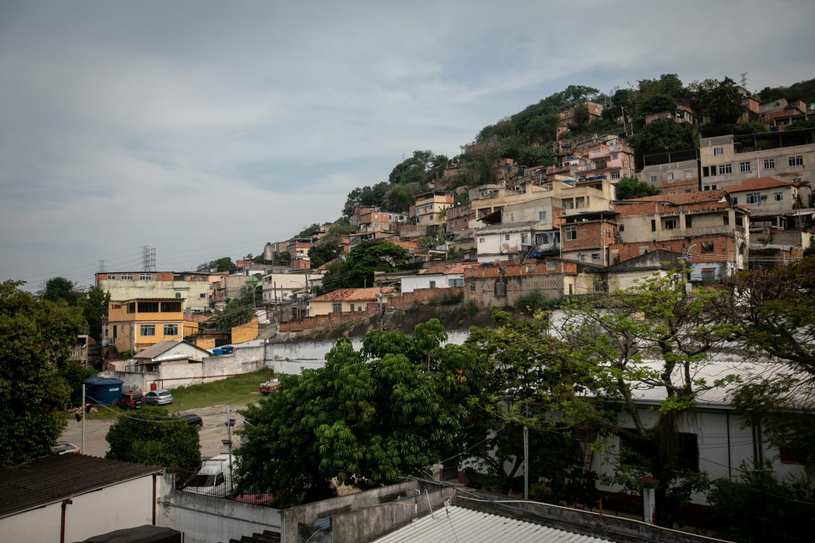 Tiroteio na manhã deste sábado assusta moradores no entorno do Morro do Fubá, no Campinho